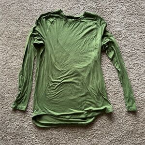 Lululemon men’s green long sleeve